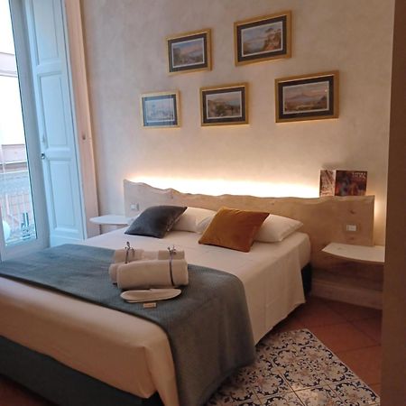 Domus Duomo B&B Napoli Exteriör bild